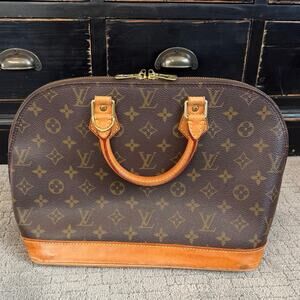 Louis Vuitton Alma Monogram  VI0919